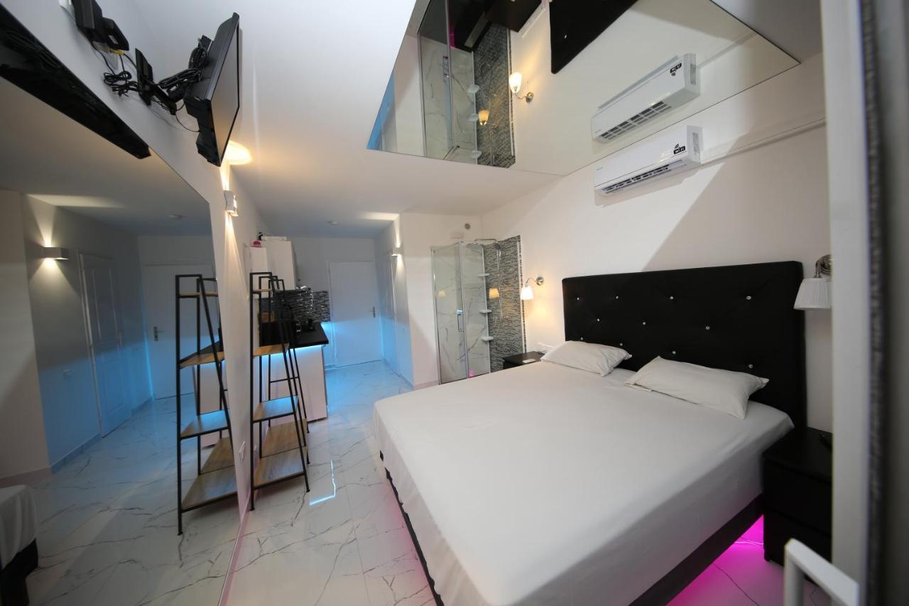 Studio Indecent Agde Exterior foto