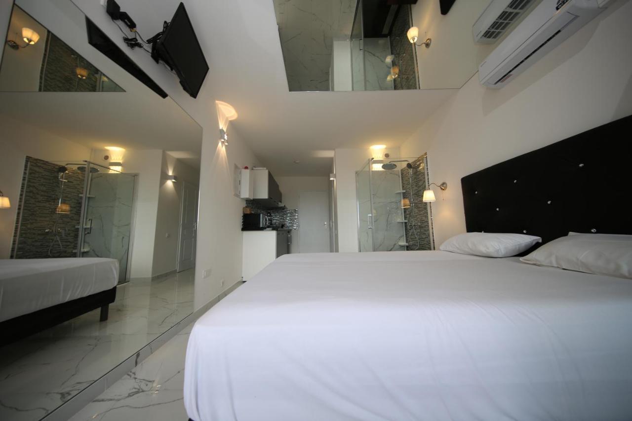 Studio Indecent Agde Exterior foto